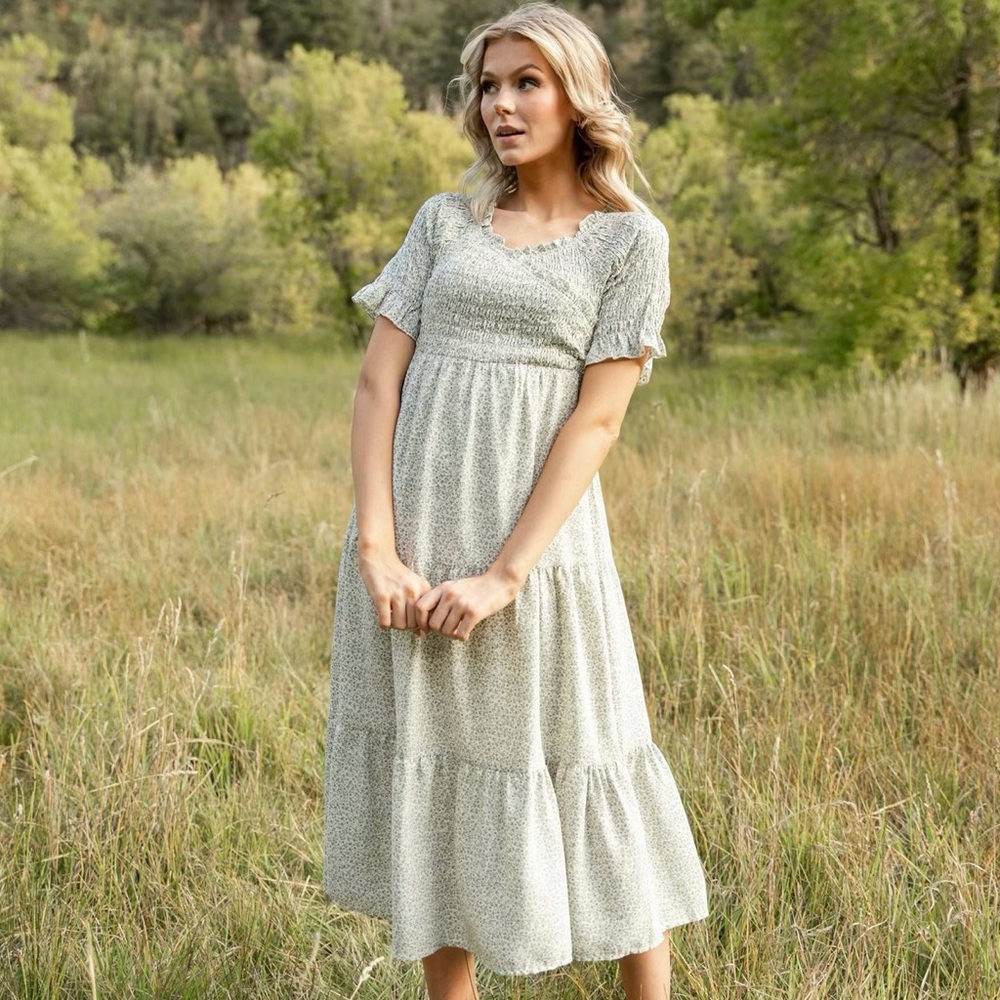 NWT Nursing Friendly Chloe Floral Smocked Maxi Dress - Sage